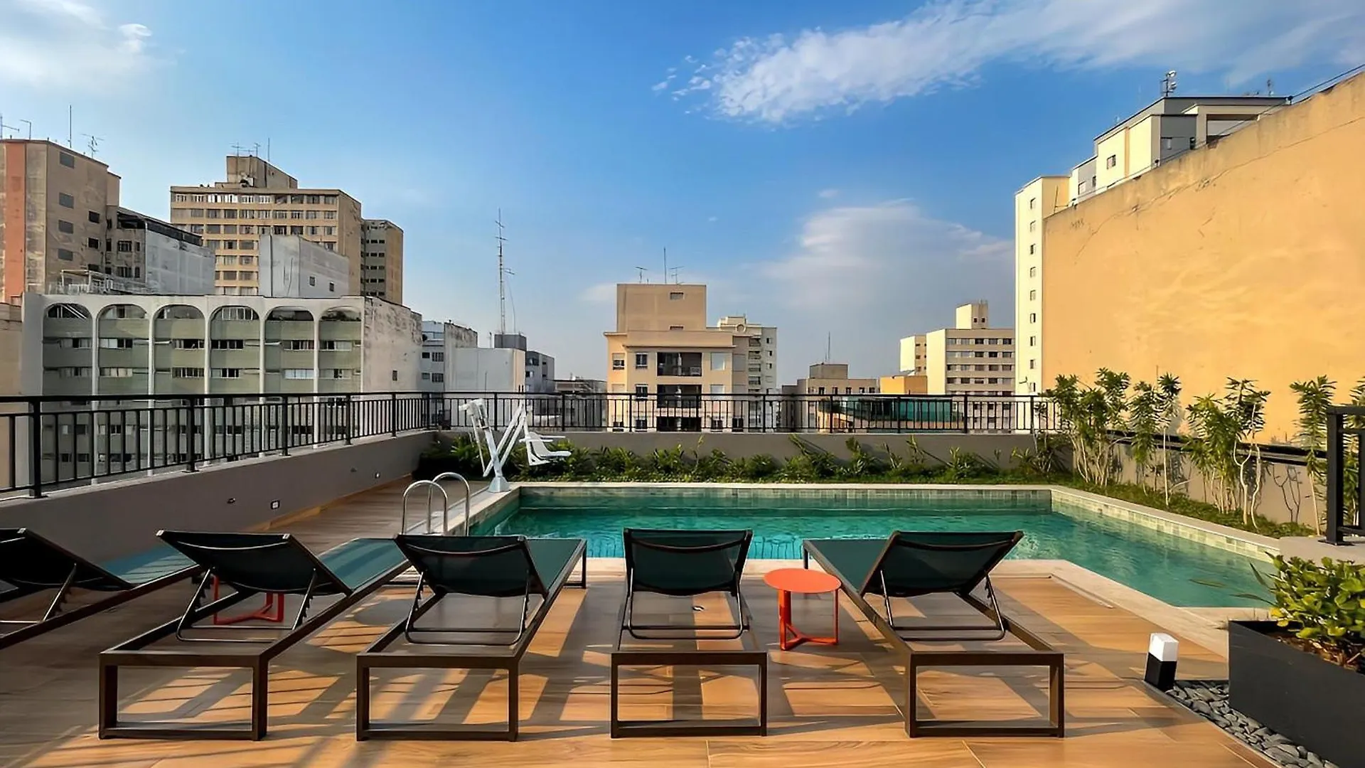 Casa de Férias Condominio Com Piscina Ao Lado Do Parque Buenos Aires São Paulo Brasil