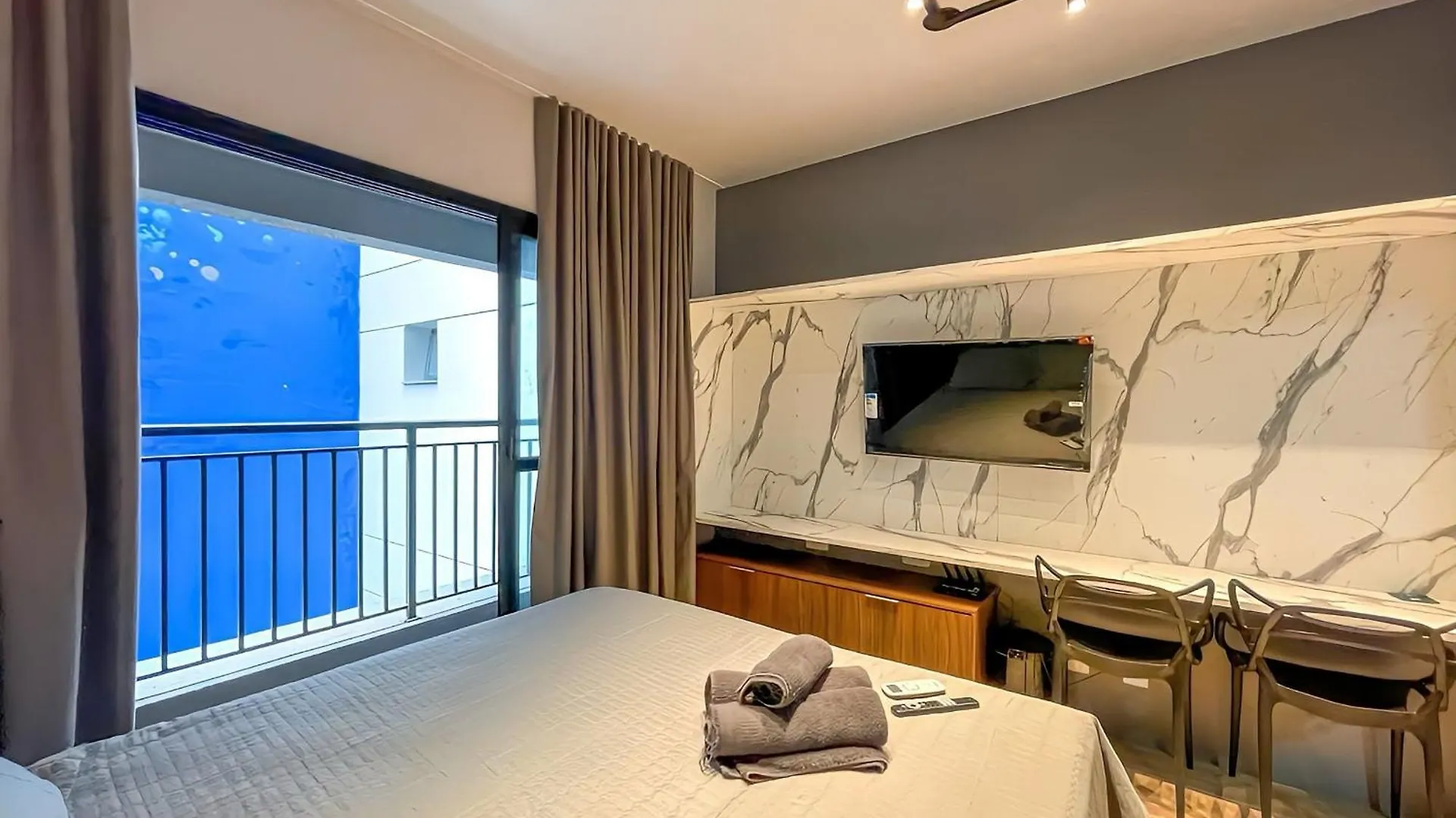 Condominio Com Piscina Ao Lado Do Parque Buenos Aires 상파울루 0*,  브라질