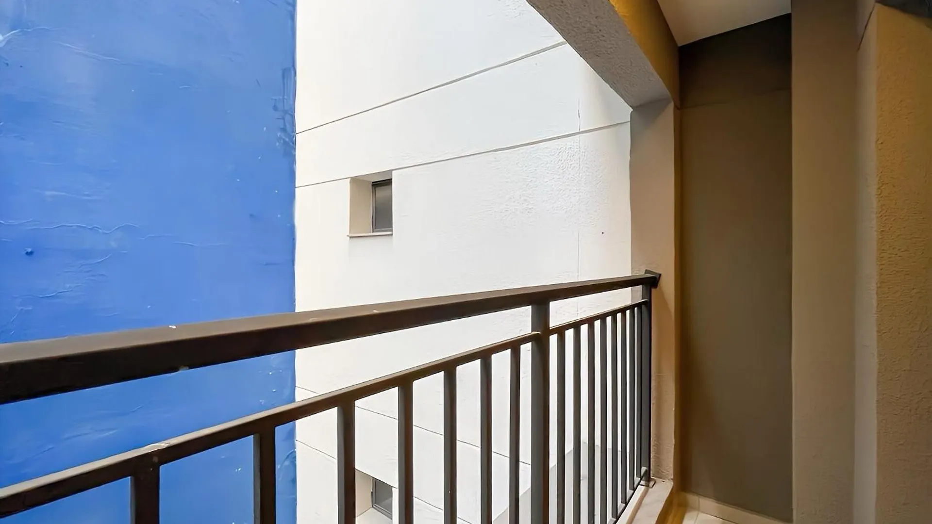 Condominio Com Piscina Ao Lado Do Parque Buenos Aires São Paulo 0*,  Brasil
